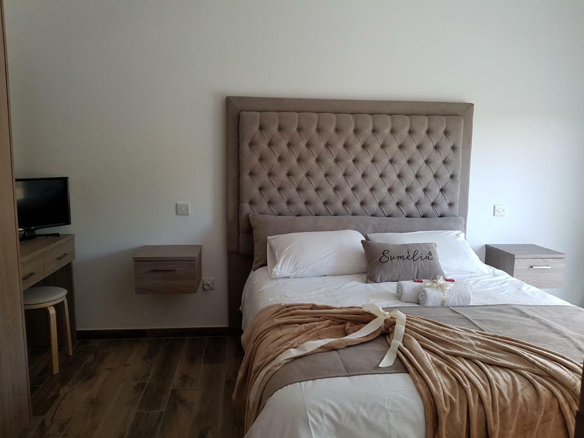Evmelia Kakopetria Suites Exterior photo